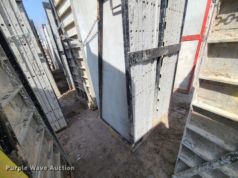 image for item DM4939 Approximately 128 Badger aluminum concrete forms