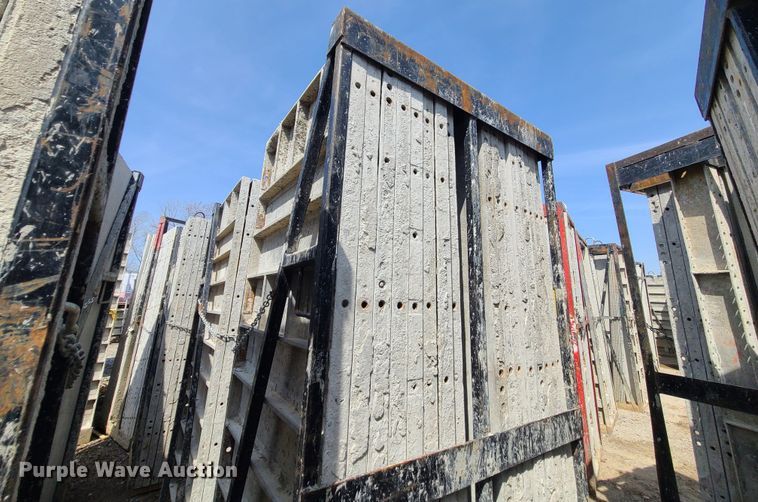 image for item DM4939 Approximately 128 Badger aluminum concrete forms
