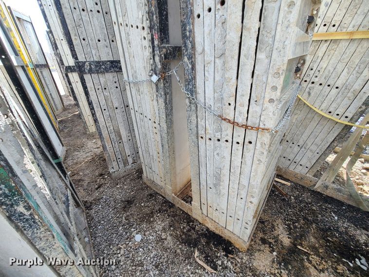 image for item DM4939 Approximately 128 Badger aluminum concrete forms