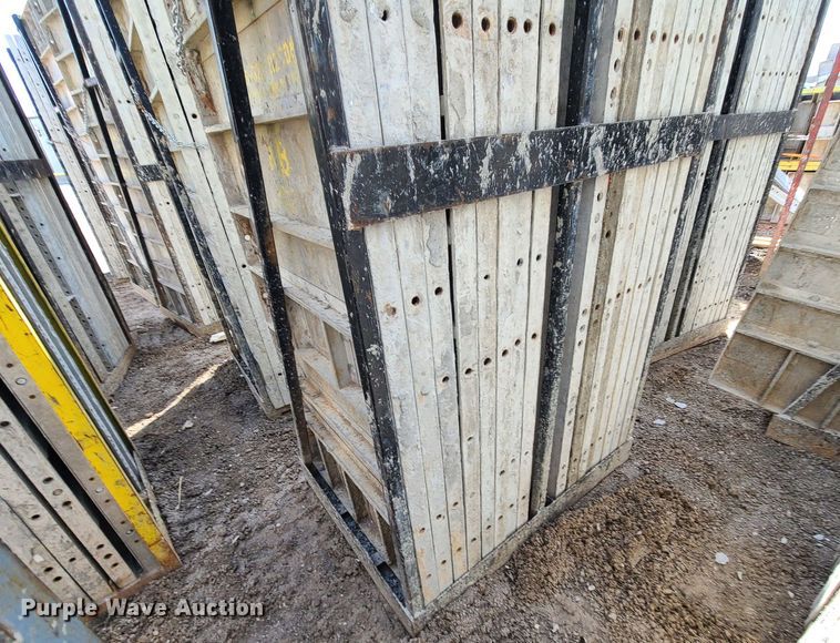 image for item DM4939 Approximately 128 Badger aluminum concrete forms