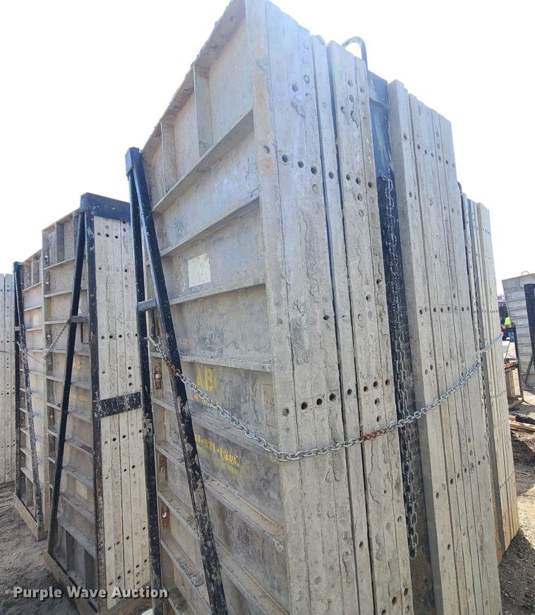 image for item DM4939 Approximately 128 Badger aluminum concrete forms