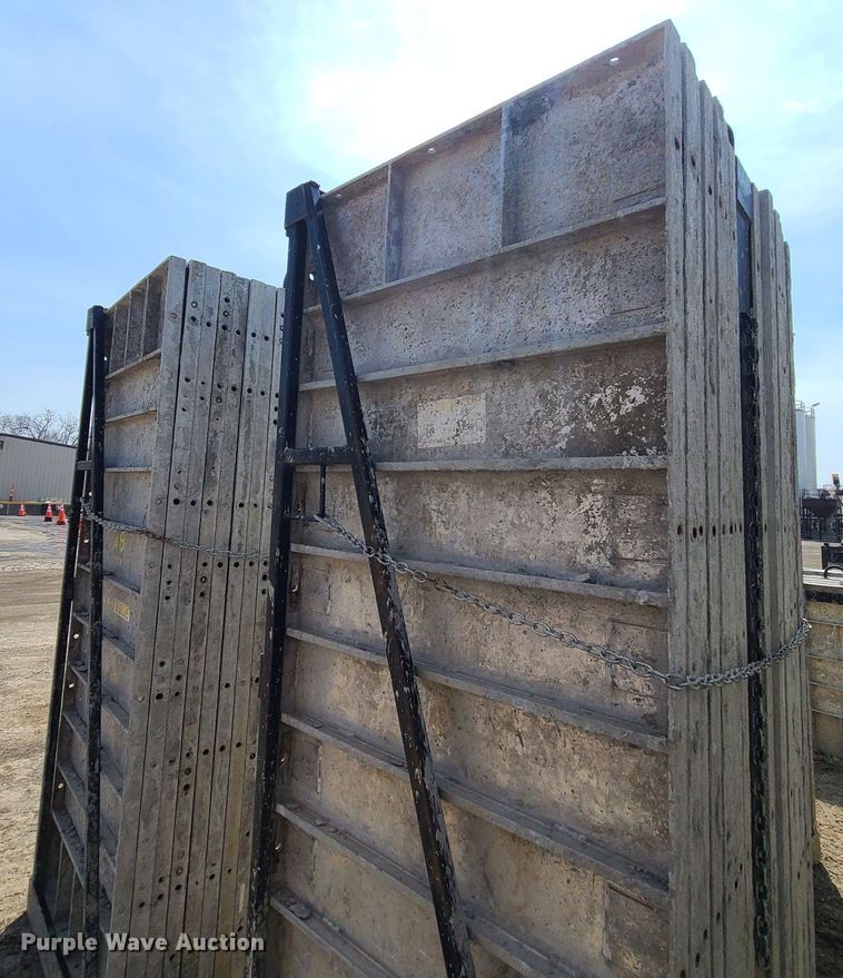 image for item DM4939 Approximately 128 Badger aluminum concrete forms