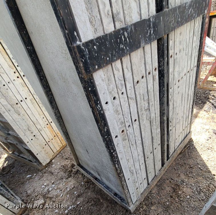 image for item DM4940 Approximately 62 Badger aluminum concrete forms
