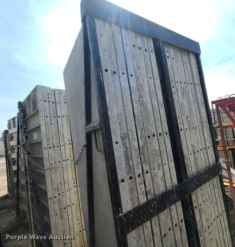 image for item DM4940 Approximately 62 Badger aluminum concrete forms