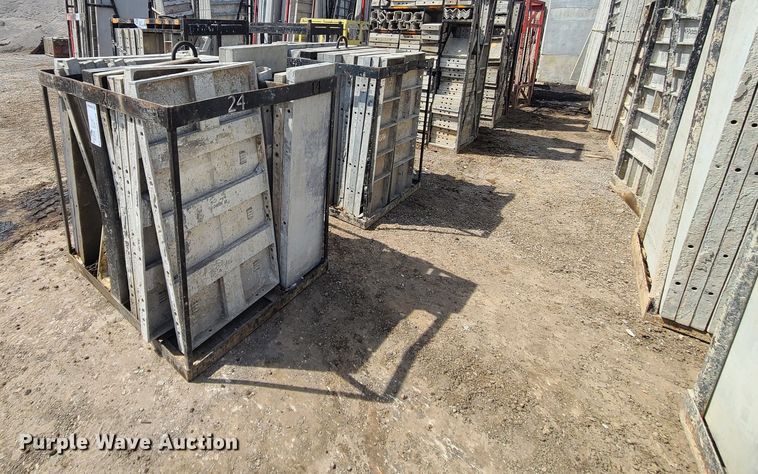 image for item DM4941 (6) cages of Badger aluminum concrete forms