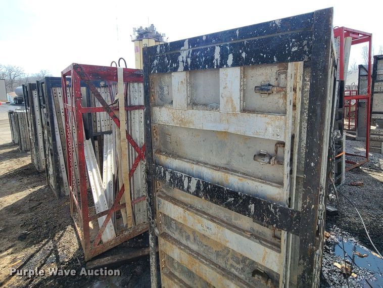 image for item DM4941 (6) cages of Badger aluminum concrete forms