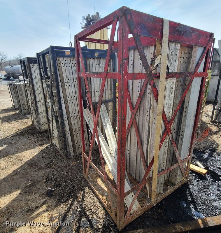 image for item DM4941 (6) cages of Badger aluminum concrete forms