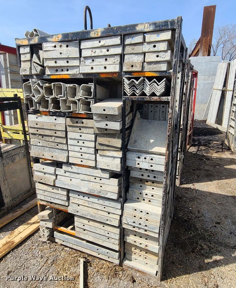 image for item DM4941 (6) cages of Badger aluminum concrete forms