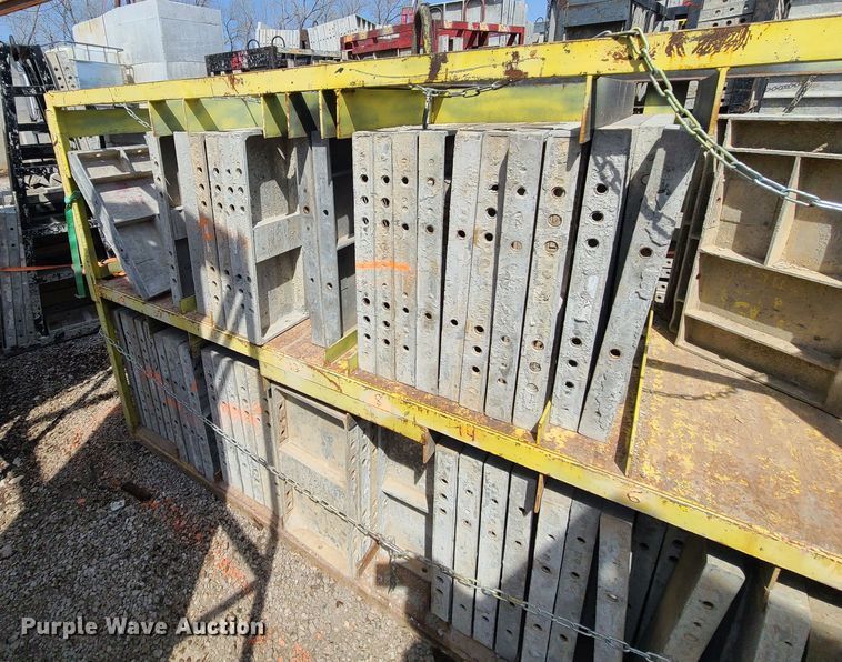 image for item DM4942 (4) cages of Badger aluminum concrete forms