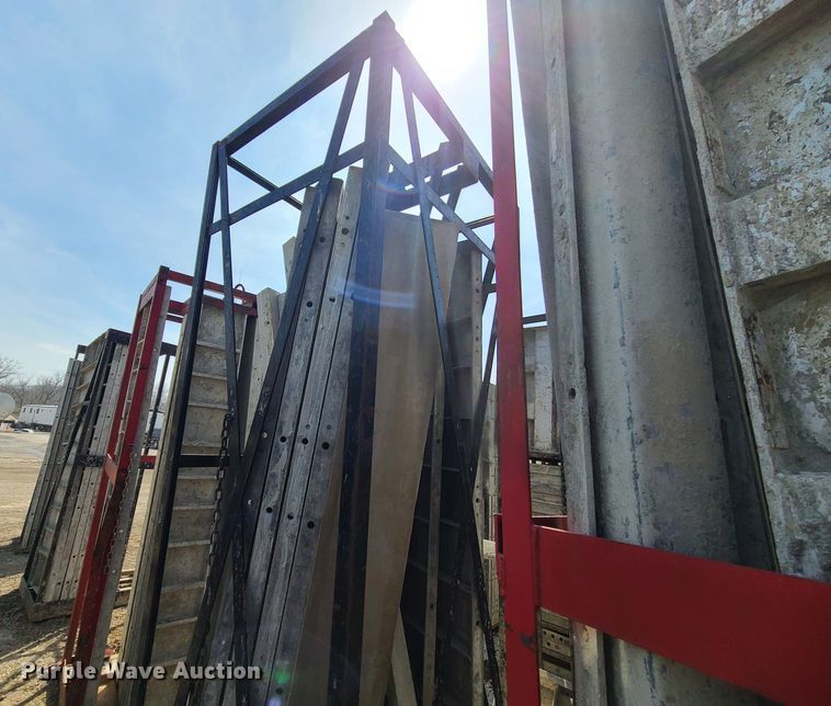 image for item DM4943 (6) cages of Badger aluminum concrete forms