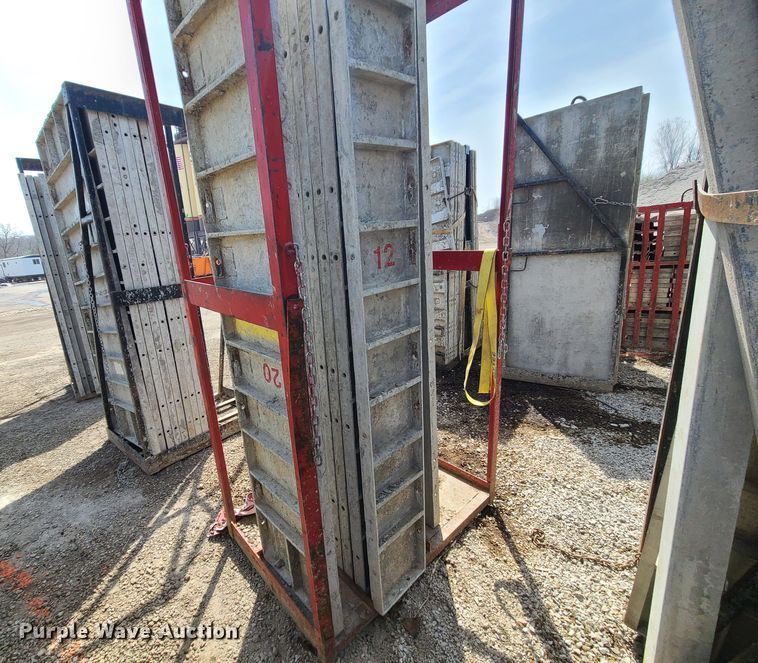 image for item DM4943 (6) cages of Badger aluminum concrete forms