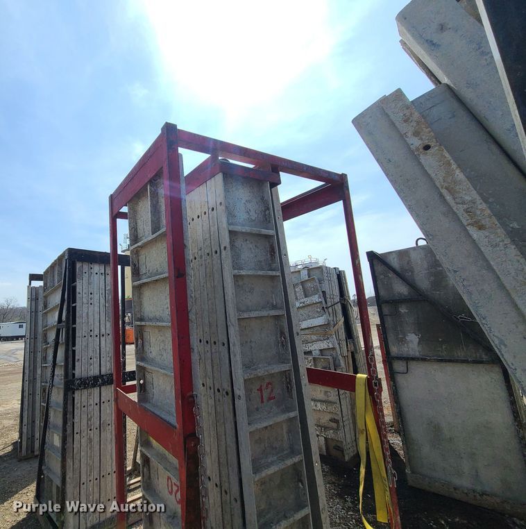 image for item DM4943 (6) cages of Badger aluminum concrete forms