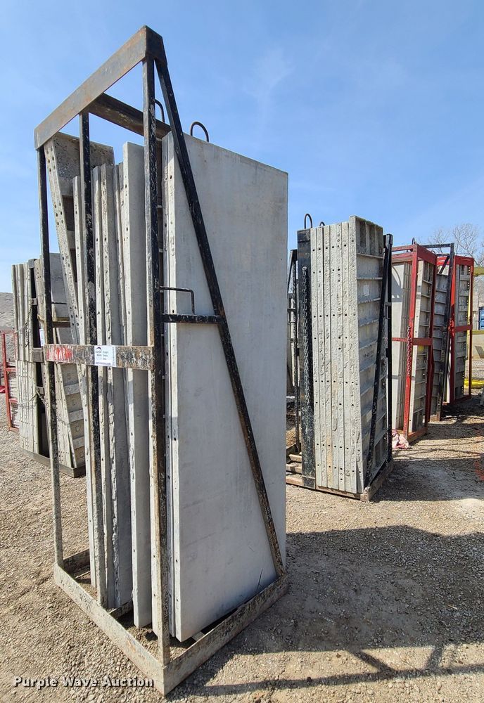 image for item DM4943 (6) cages of Badger aluminum concrete forms