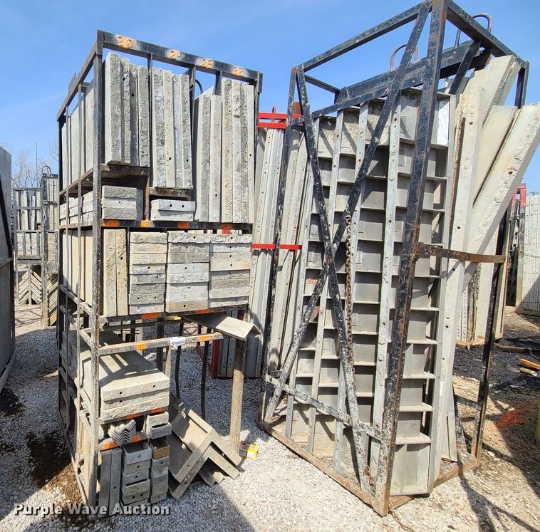 image for item DM4944 (4) cages of Badger aluminum concrete forms