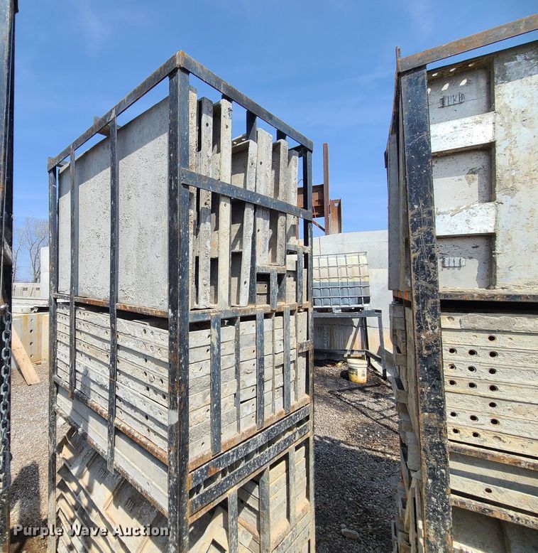image for item DM4944 (4) cages of Badger aluminum concrete forms