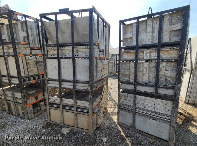 image for item DM4944 (4) cages of Badger aluminum concrete forms