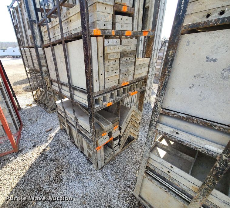 image for item DM4944 (4) cages of Badger aluminum concrete forms