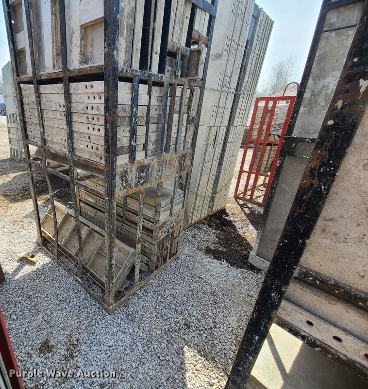 image for item DM4944 (4) cages of Badger aluminum concrete forms