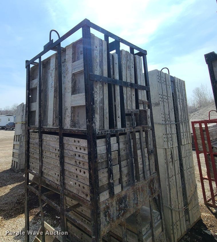 image for item DM4944 (4) cages of Badger aluminum concrete forms