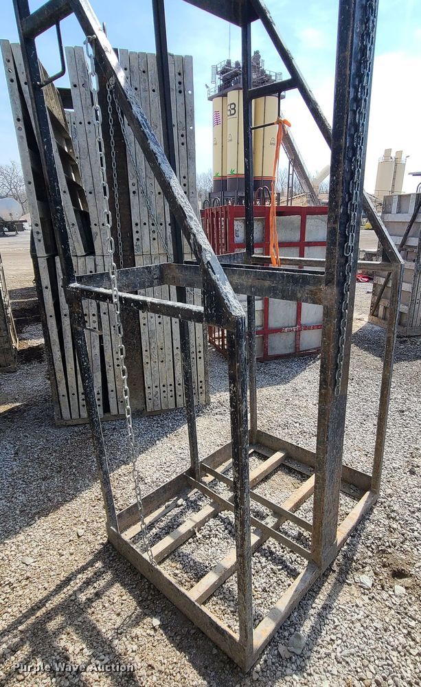 image for item DM4945 Approximately 224 Badger aluminum concrete forms