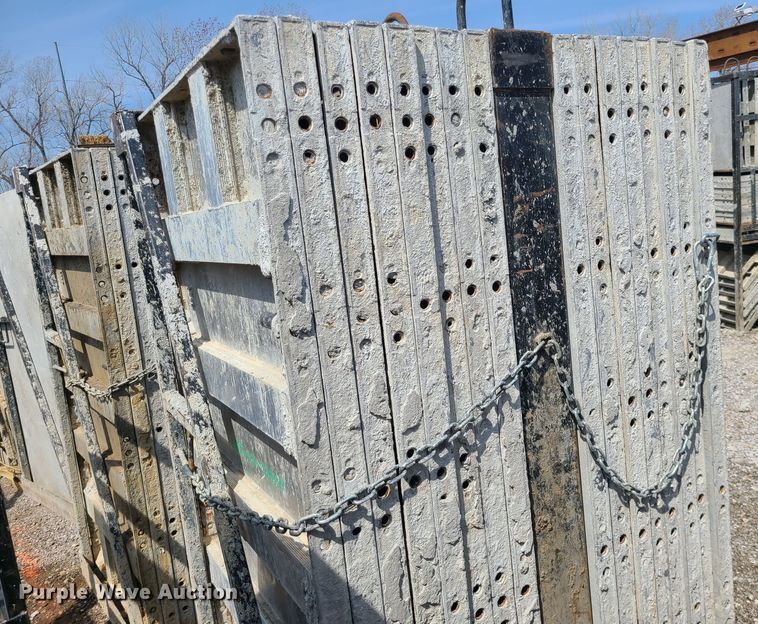image for item DM4947 Approximately 96 Badger aluminum concrete forms