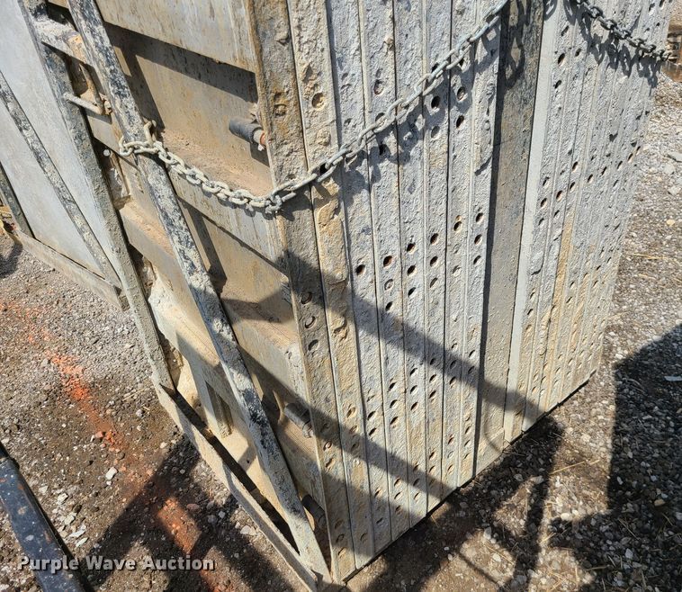 image for item DM4947 Approximately 96 Badger aluminum concrete forms