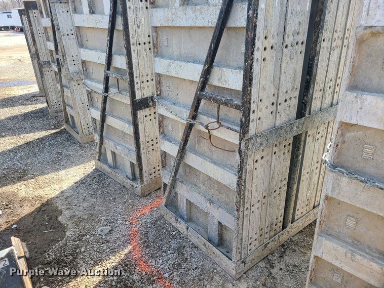 image for item DM4947 Approximately 96 Badger aluminum concrete forms