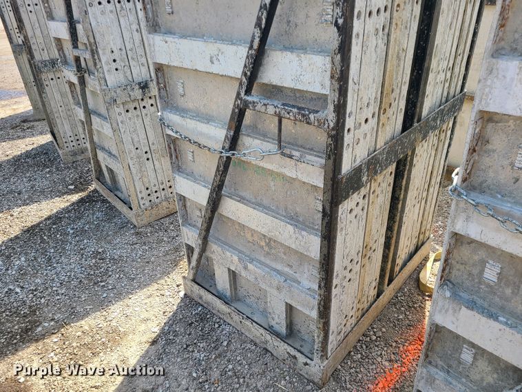 image for item DM4947 Approximately 96 Badger aluminum concrete forms