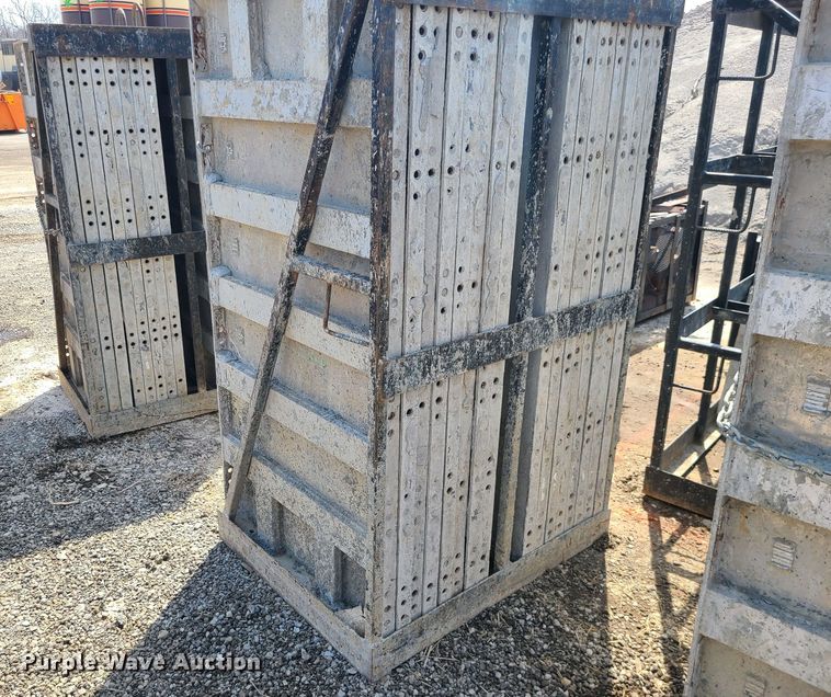 image for item DM4947 Approximately 96 Badger aluminum concrete forms