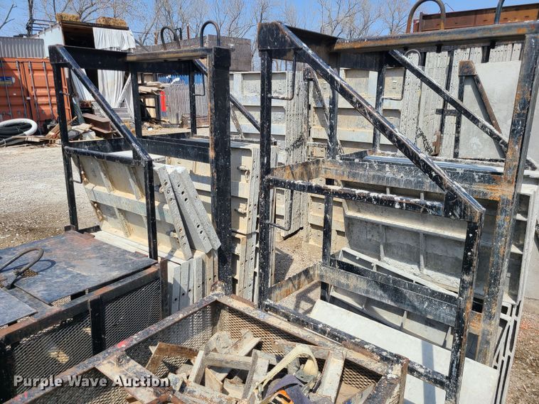 image for item DM4948 Approximately 150 Badger aluminum concrete forms