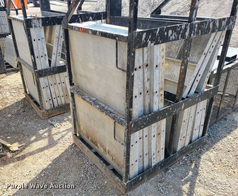 image for item DM4948 Approximately 150 Badger aluminum concrete forms