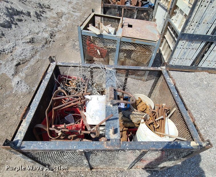 image for item DM4949 (8) cages of Badger aluminum concrete form hardware