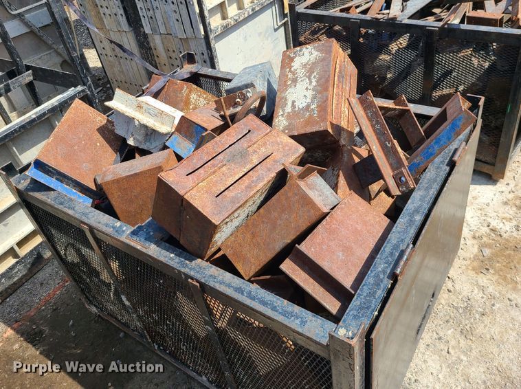 image for item DM4949 (8) cages of Badger aluminum concrete form hardware