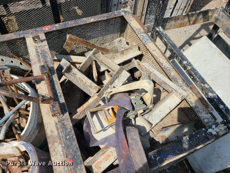 image for item DM4949 (8) cages of Badger aluminum concrete form hardware