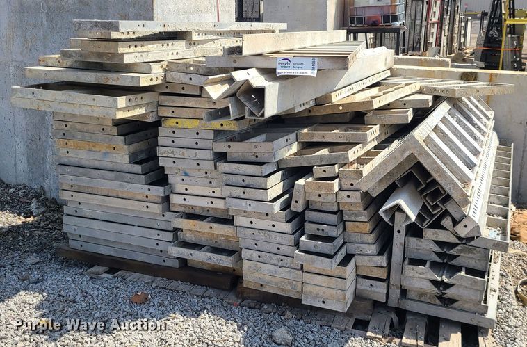 image for item DM4950 Badger aluminum concrete forms