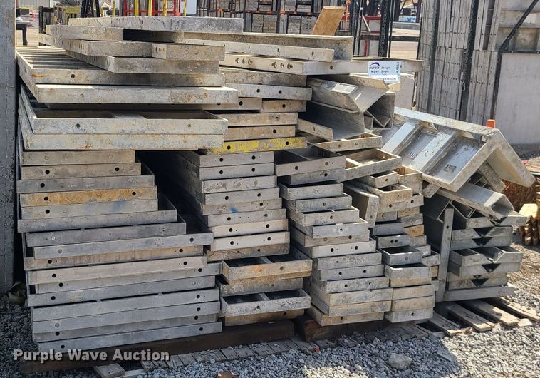 image for item DM4950 Badger aluminum concrete forms