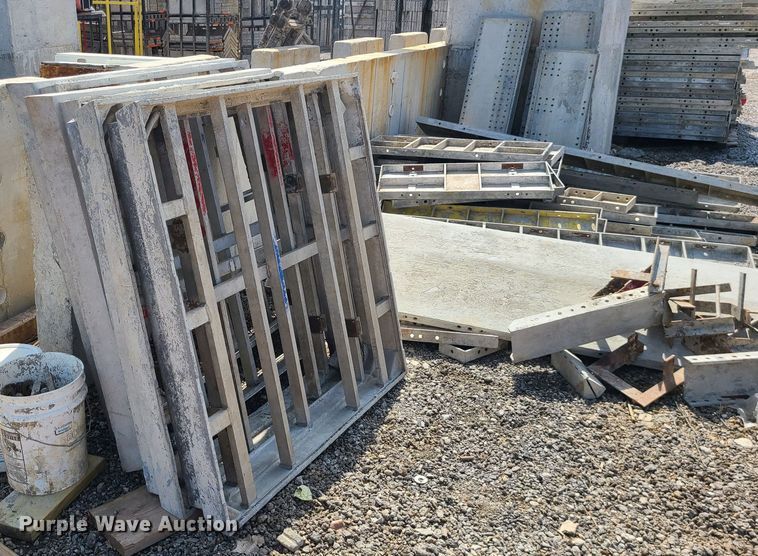 image for item DM4950 Badger aluminum concrete forms