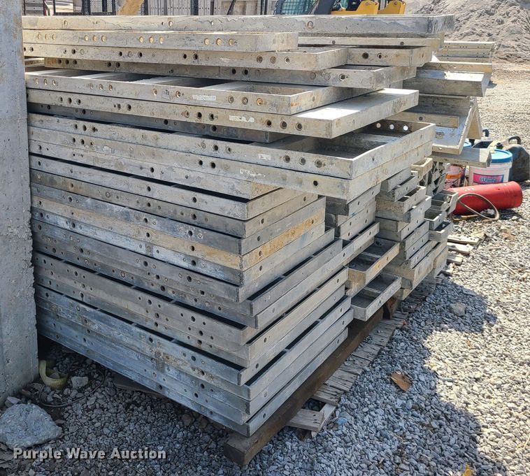 image for item DM4950 Badger aluminum concrete forms