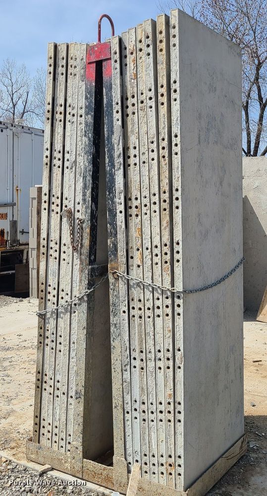 image for item DM4952 Approximately 46 Badger aluminum concrete forms