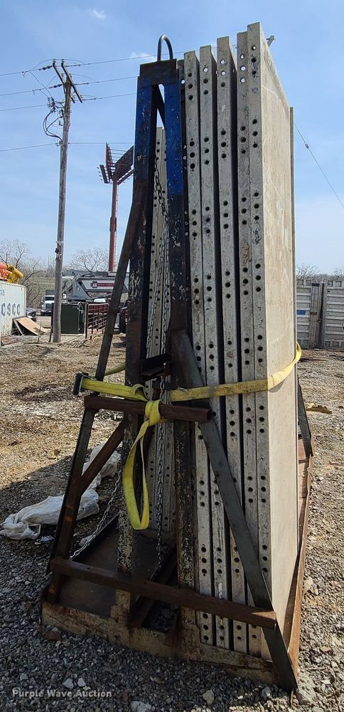 image for item DM4952 Approximately 46 Badger aluminum concrete forms