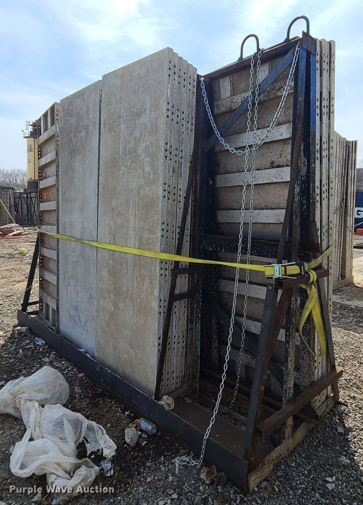 image for item DM4952 Approximately 46 Badger aluminum concrete forms
