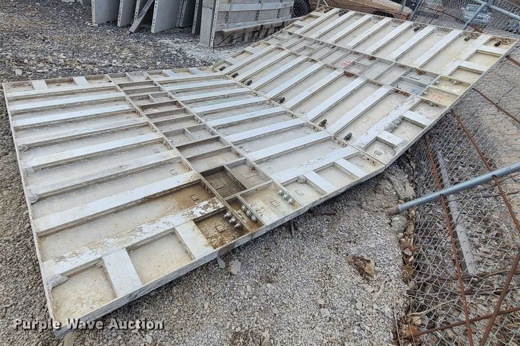 image for item DM4953 Badger aluminum concrete forms
