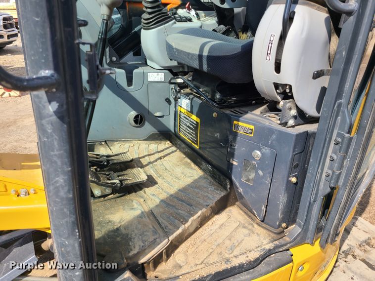 image for item DM4958 2019 John Deere 50G  mini excavator