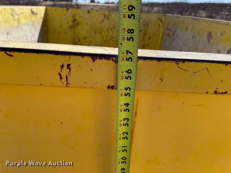 image for item DN4576 Roll-off container