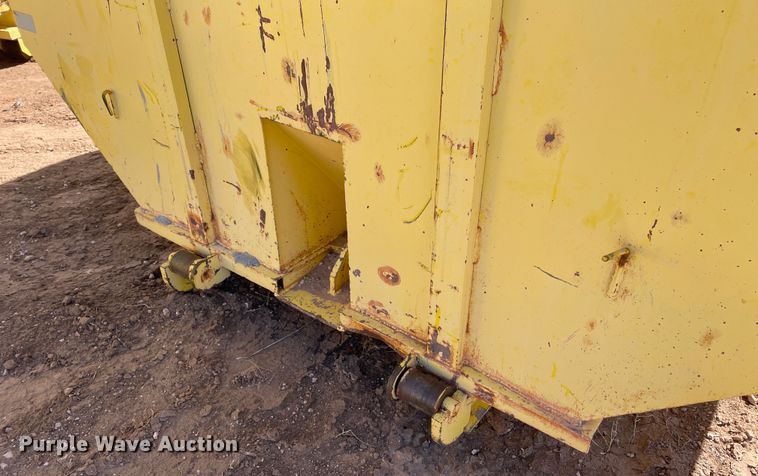 image for item DN4577 Roll-off container