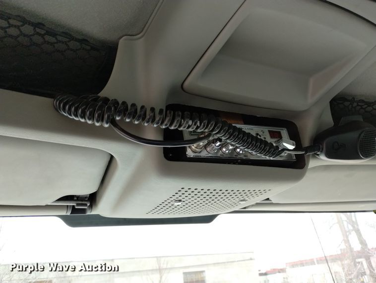 image for item DN6336 2011 International 4300  fuel truck