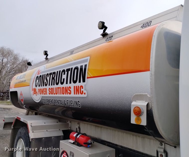 image for item DN6336 2011 International 4300  fuel truck