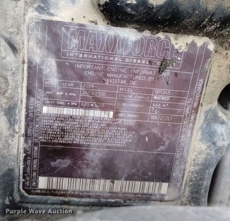 image for item DN6336 2011 International 4300  fuel truck