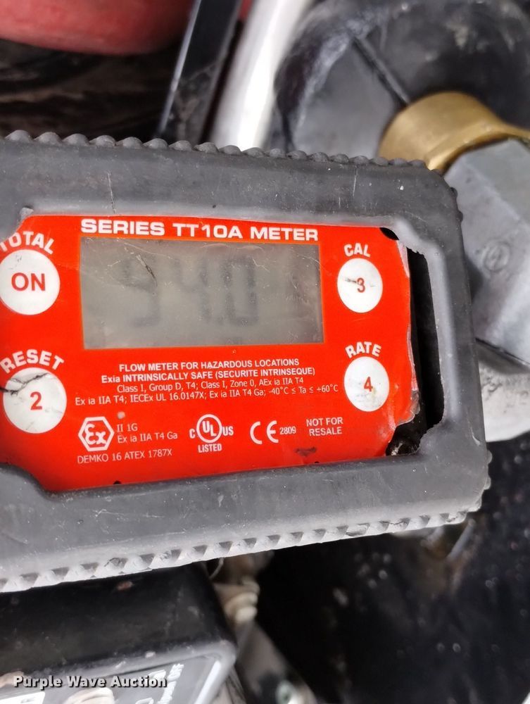 image for item DN6338 2018 Thunder Creek FST750  fuel tank trailer