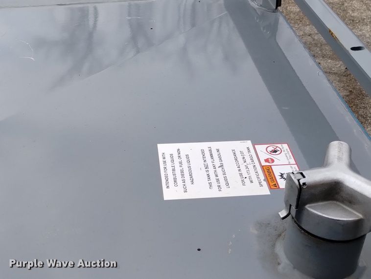 image for item DN6338 2018 Thunder Creek FST750  fuel tank trailer